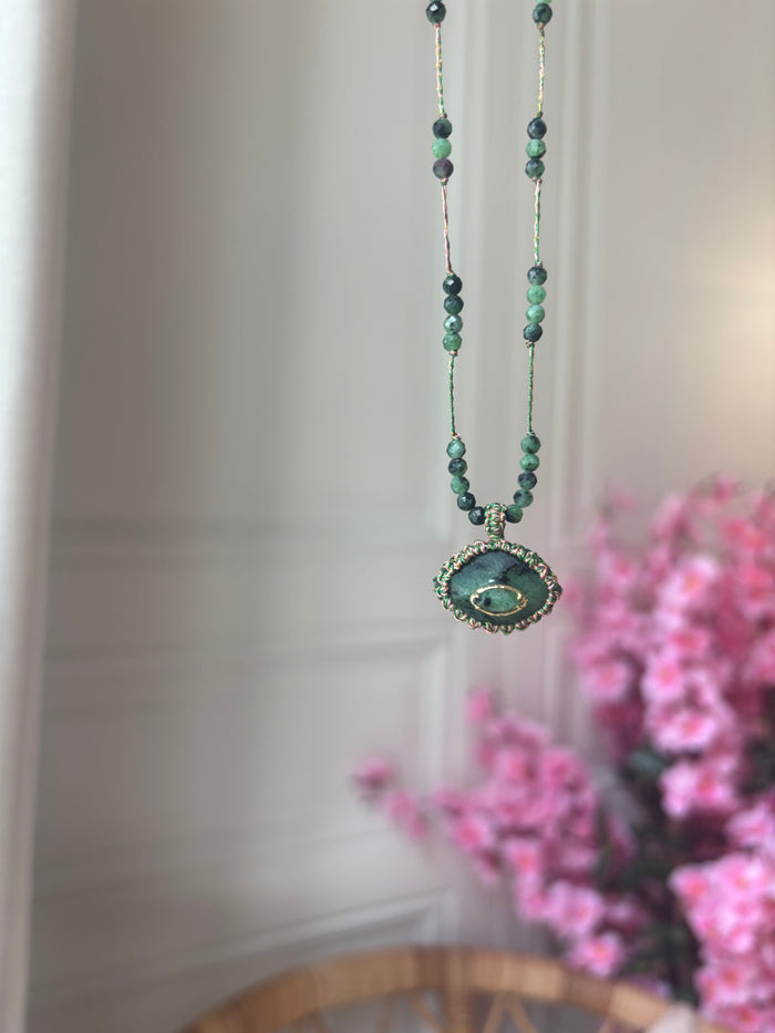 Collier Œil Rubis Soizite