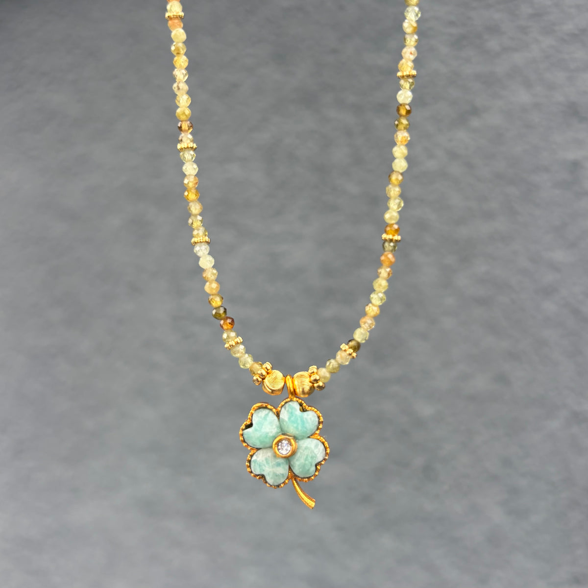 Lucky Grenat Vert & Amazonite