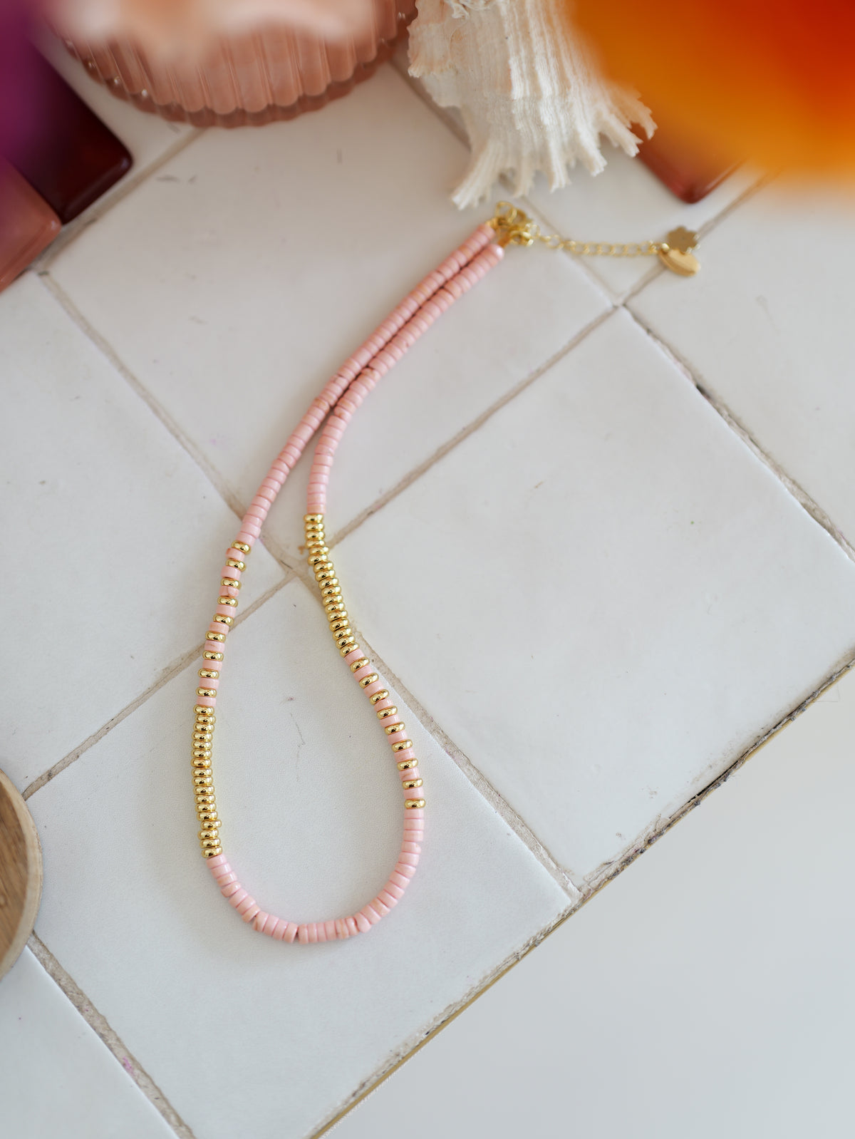 Nairobi Howlite Rose bonbon
