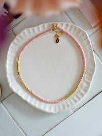 Nairobi Howlite Rose bonbon